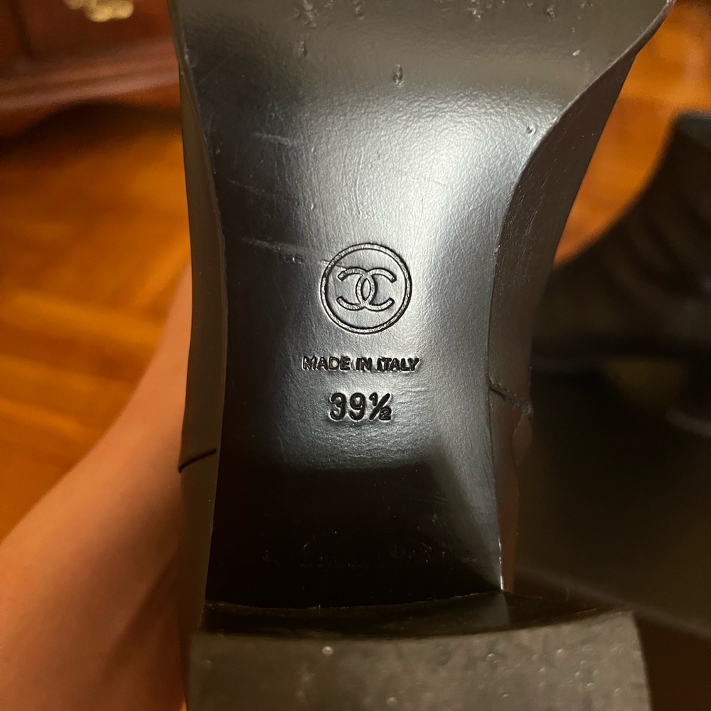 CHANEL Ankle short boots- Calfskin Black - Picture 4 of 5